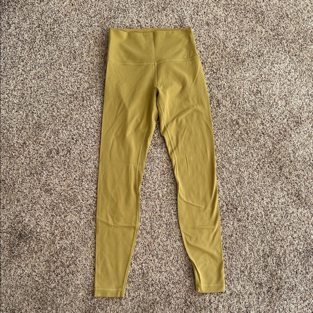 Matilda Jane align Leggings. Size 6, 28”